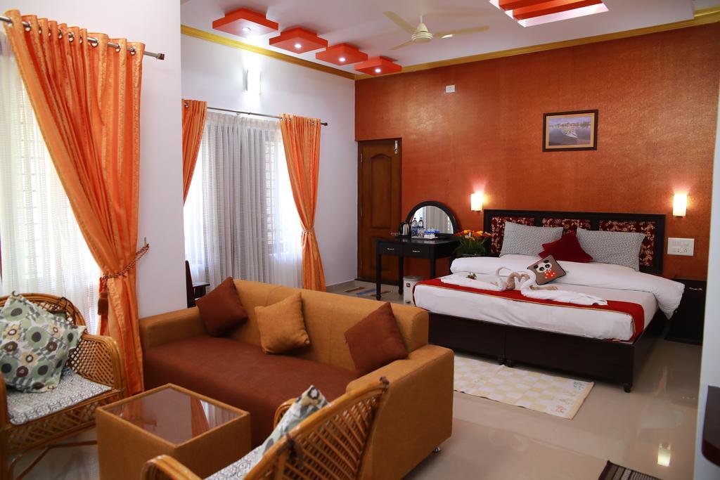 Periyar Villa Home Stay - เทกคาดี ภายนอก รูปภาพ