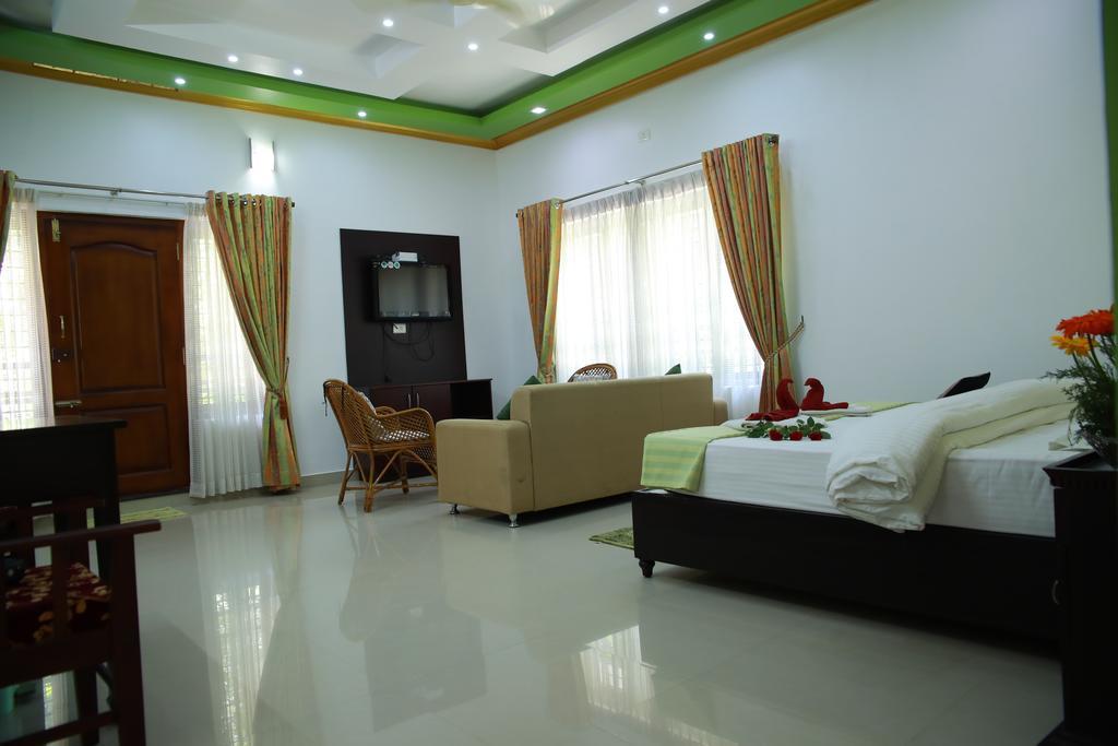 Periyar Villa Home Stay - เทกคาดี ภายนอก รูปภาพ