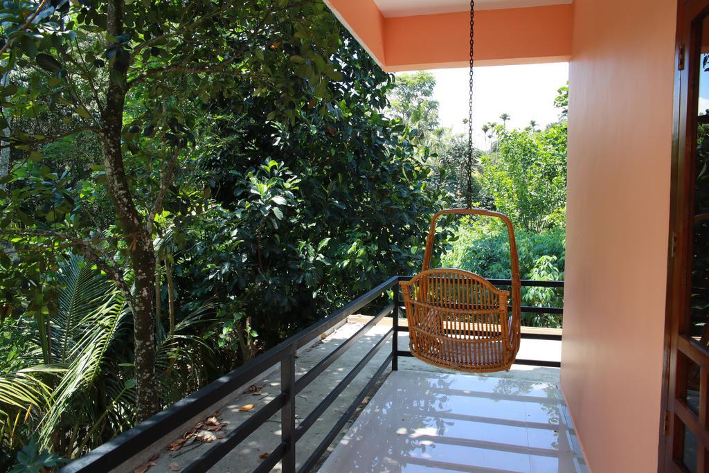 Periyar Villa Home Stay - เทกคาดี ภายนอก รูปภาพ